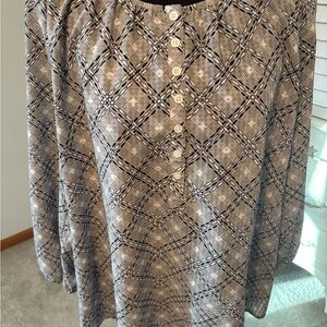Croft & Barrow Black and White Geometric Blouse